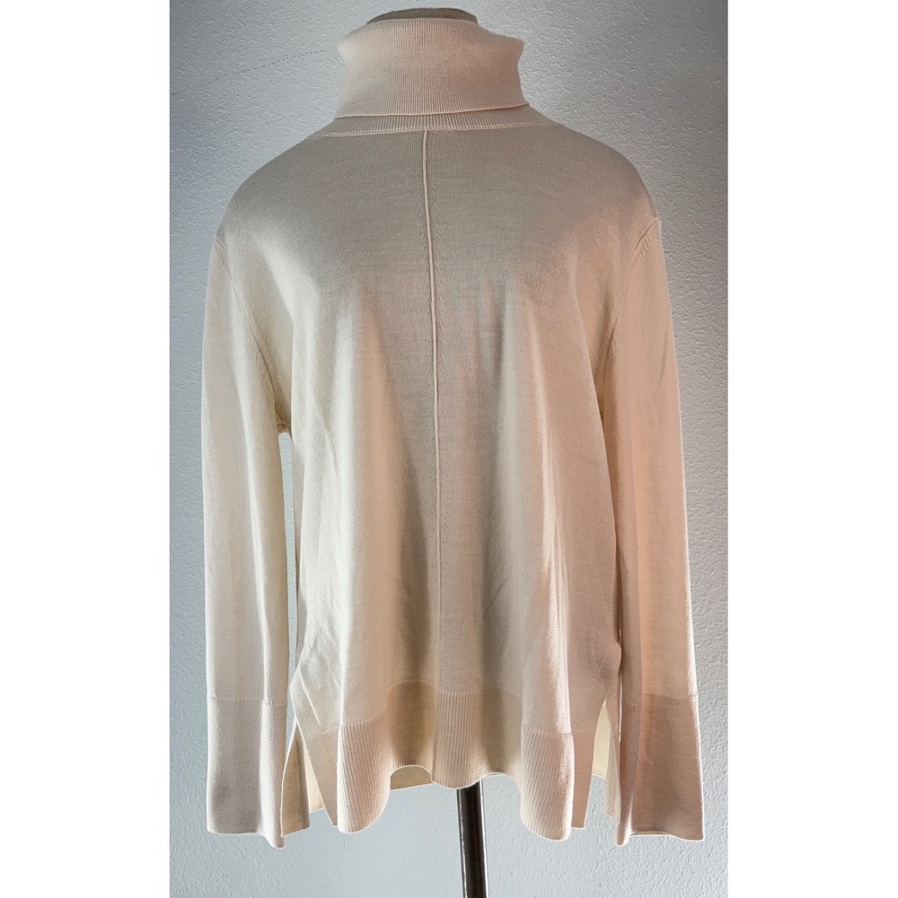 Banana Republic Factory 100% Merino Wool Turtleneck Sweater Cream Minimalist